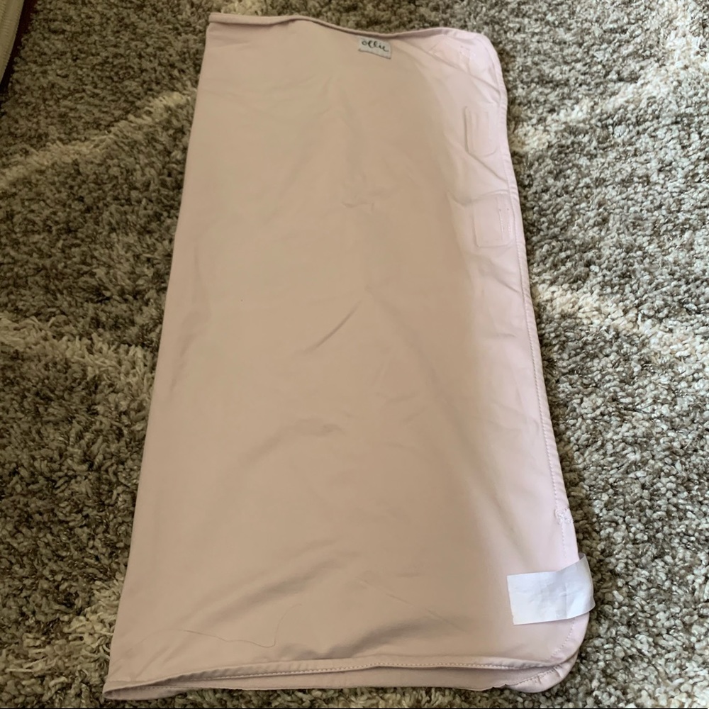 Ollie World Swaddle Lavender